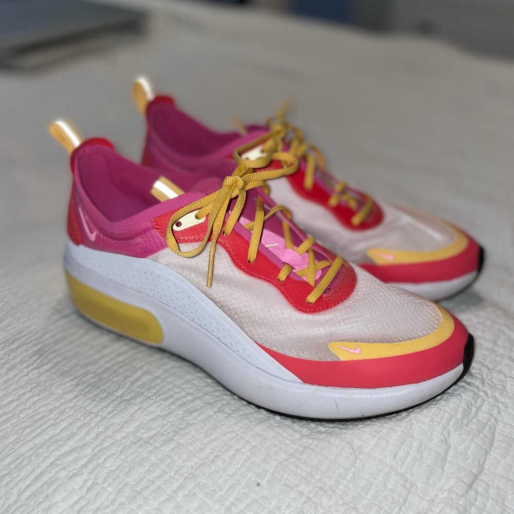 Nike air max dia running shoes